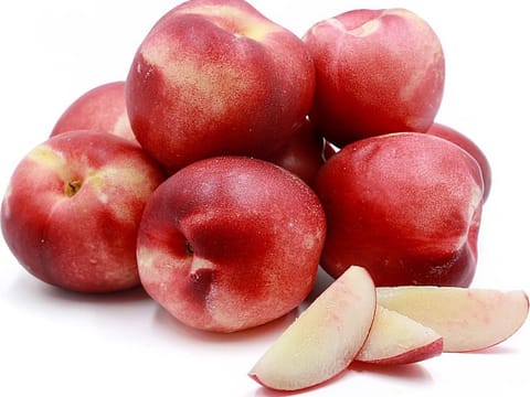 Nectarine 'Snow Queen'