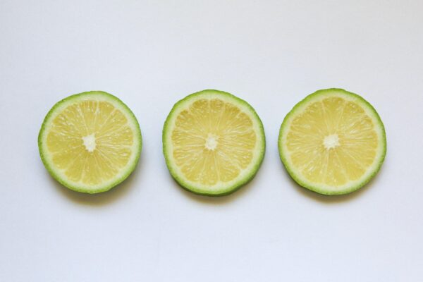 <i>Citrus</i> x <i>latifolia</i> 'Bearss' - Image 2